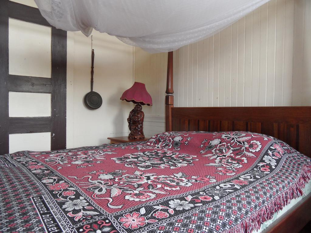 Guesthouse Un Pied-A-Terre Paramaribo Chambre photo