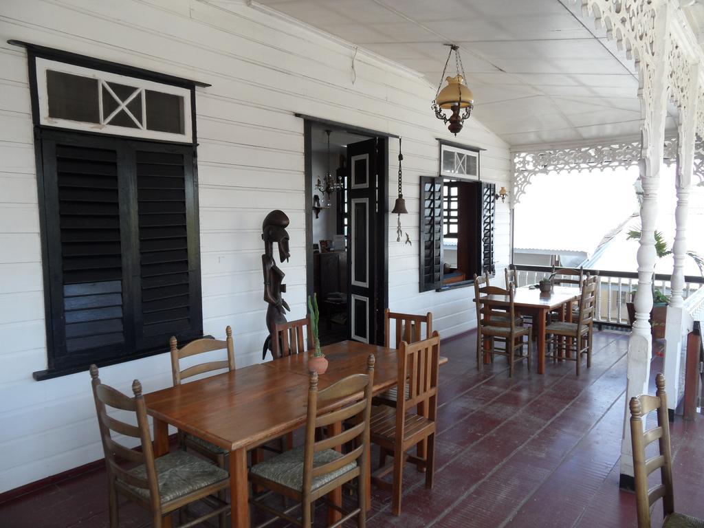 Guesthouse Un Pied-A-Terre Paramaribo Extérieur photo