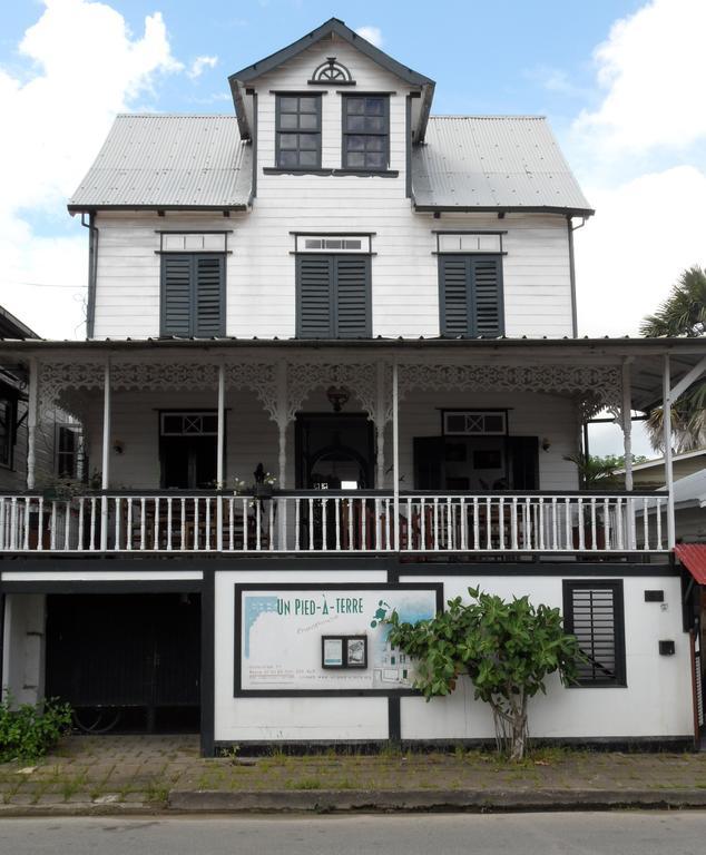 Guesthouse Un Pied-A-Terre Paramaribo Extérieur photo